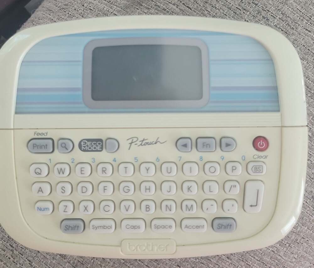 Brother P-Touch Electronic Labeling System Model PT-90